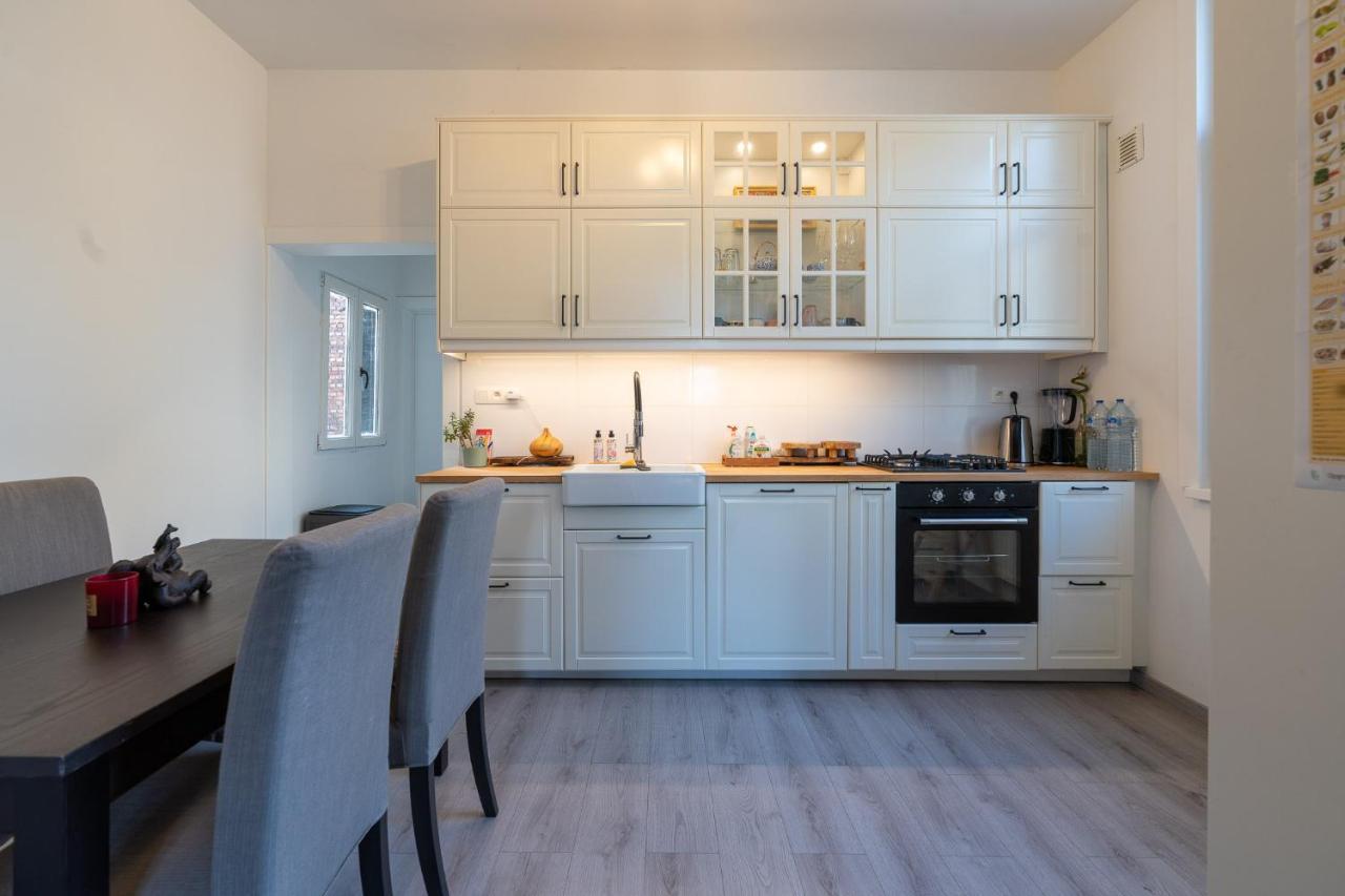 Large Room In House W Shared Kitchen & Bathroom W Free Parking Bluecard Antwerpen Buitenkant foto