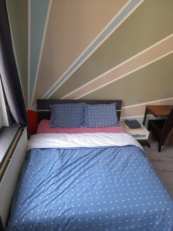 Large Room In House W Shared Kitchen & Bathroom W Free Parking Bluecard Antwerpen Buitenkant foto